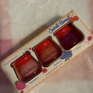 Beauty Treats Sweet Honey Lip Balm Set